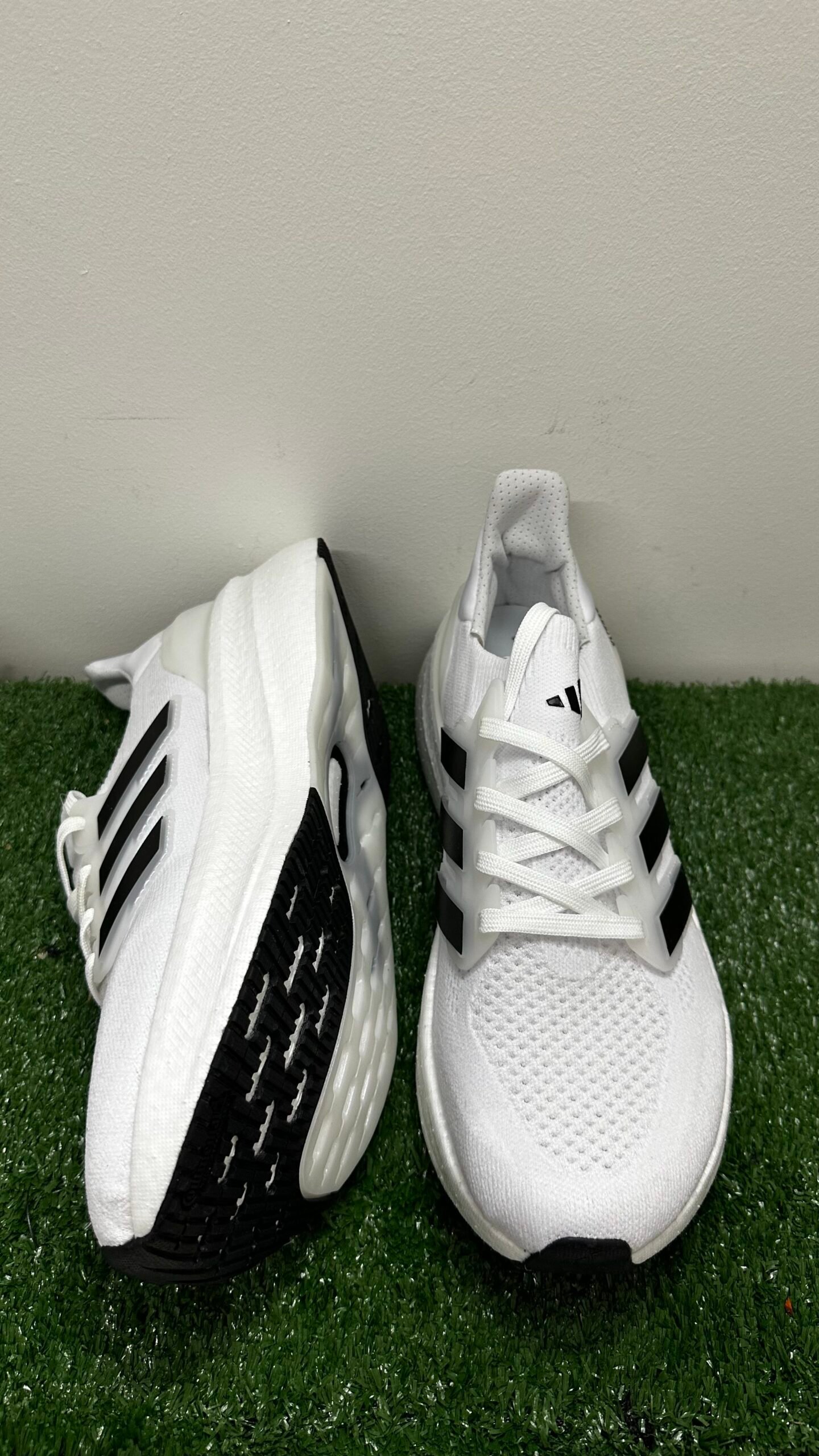 Adidas Ultraboost 5 Light - Imagen 3