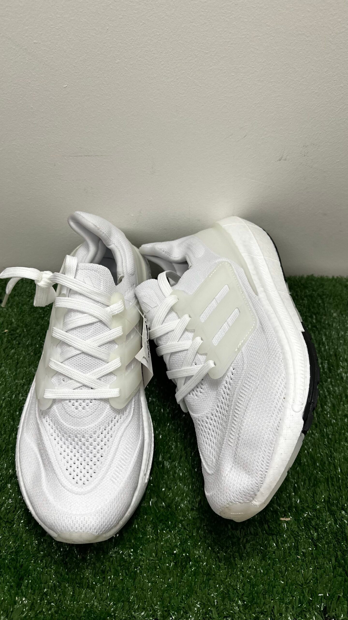 ADIDAS ULTRABOOST 23 - Imagen 2