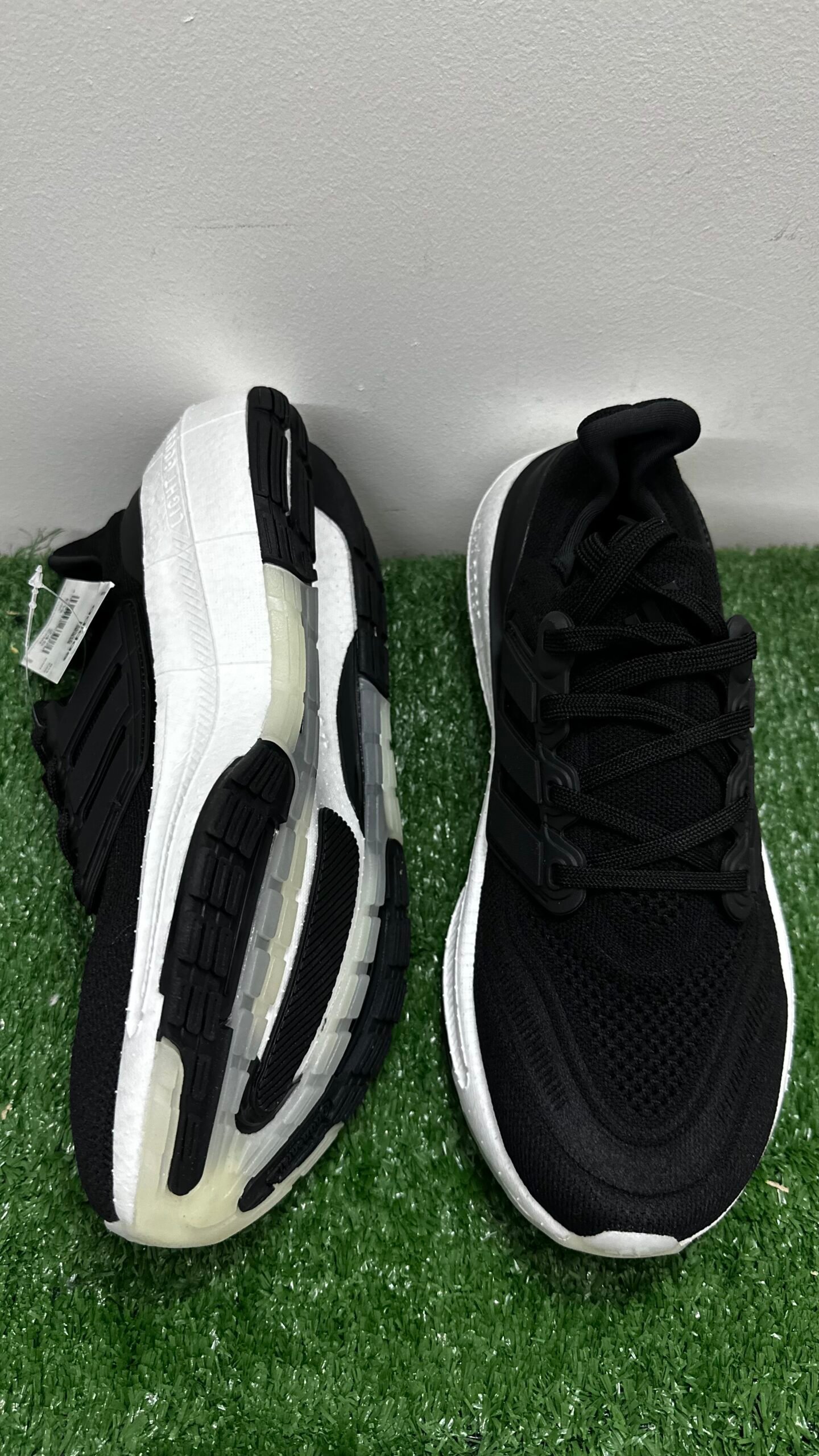 ADIDAS ULTRABOOST 23 - Imagen 2