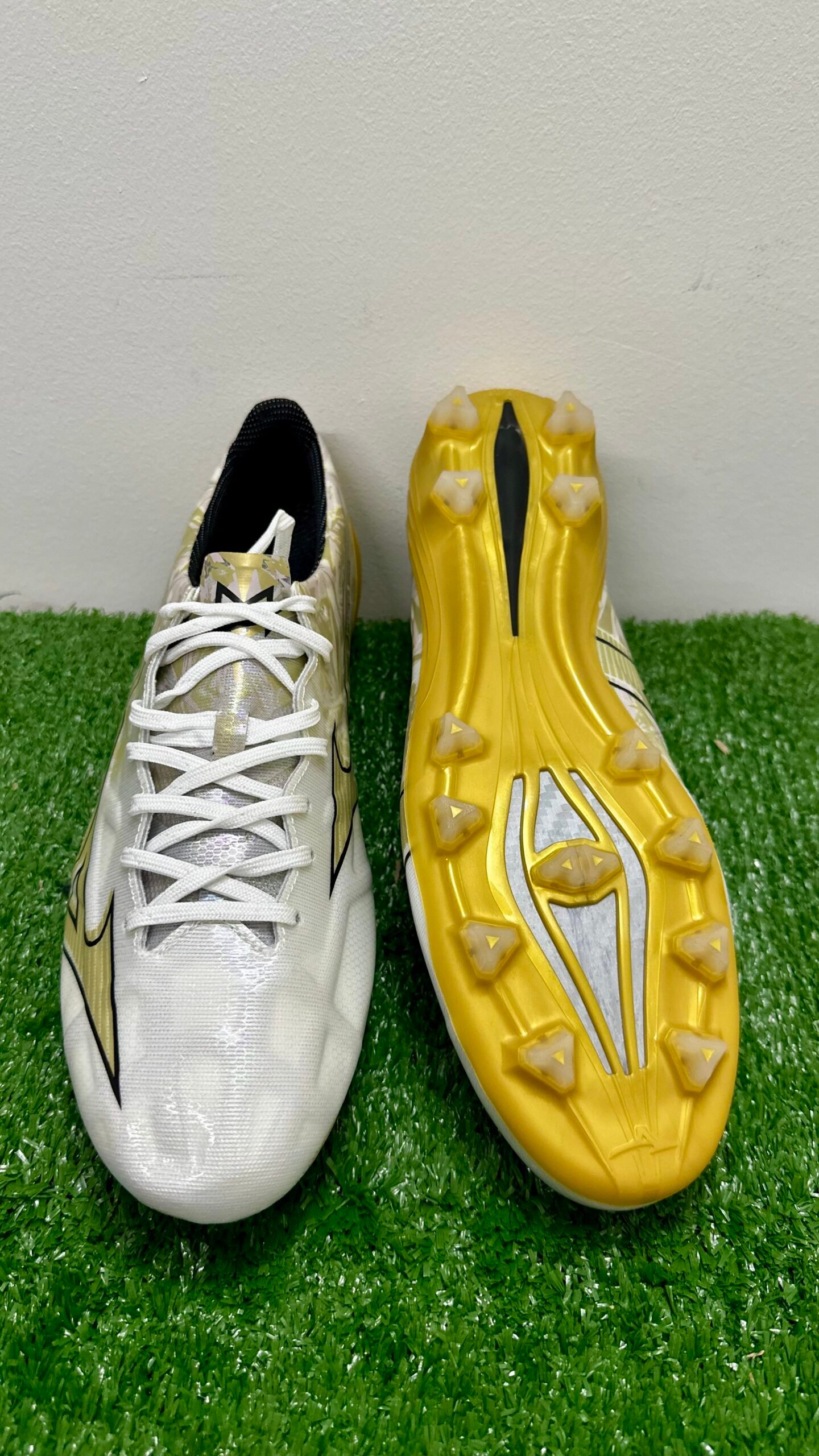 Mizuno Alpha FG - Imagen 2