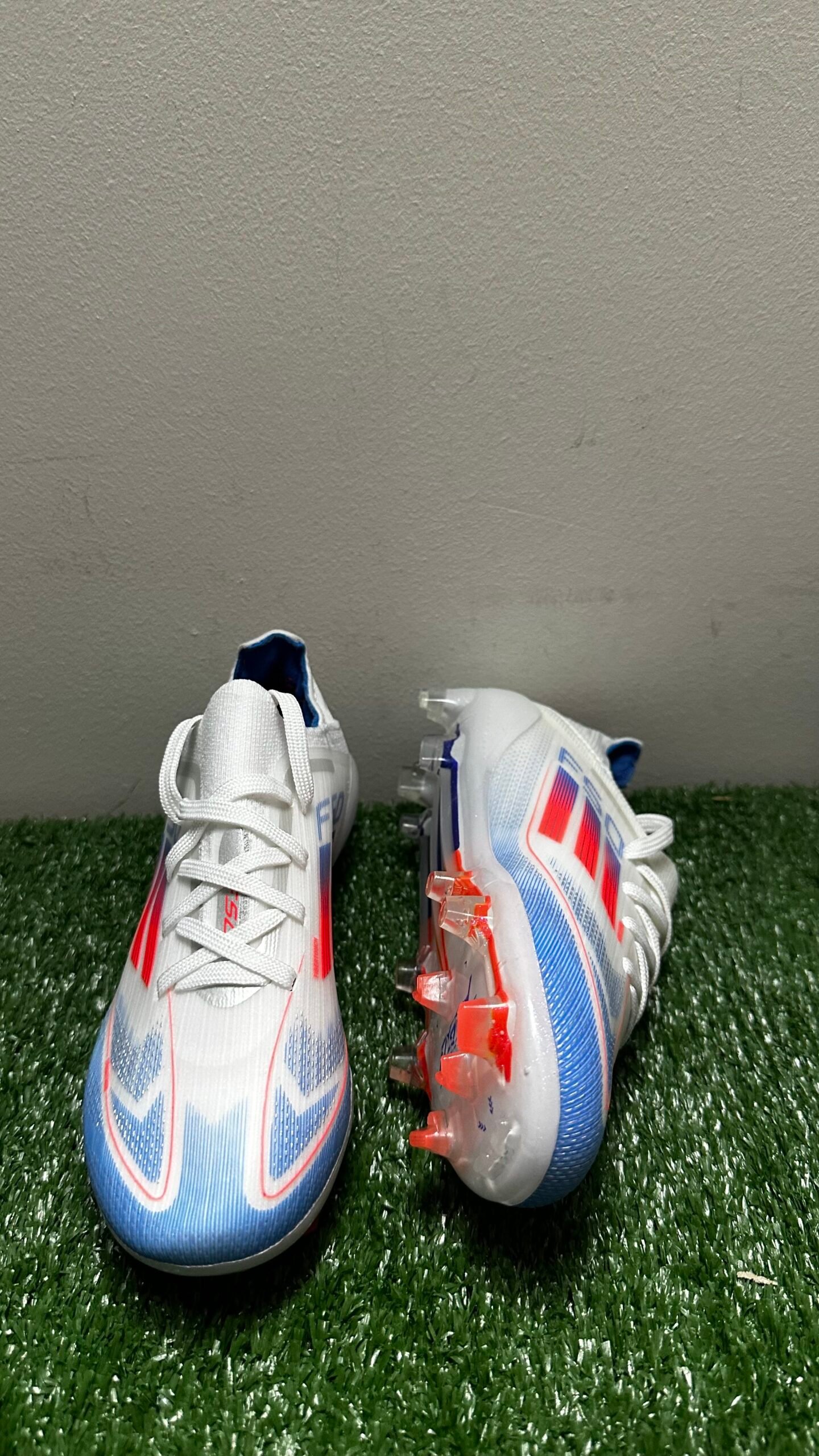 JUNIOR ADIDAS F50 - CÉSPED NATURAL Y SINTÉTICO - Imagen 3